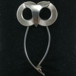 🇨🇦 Early 50s, "Sterling By Jewelart" Owl Brooch